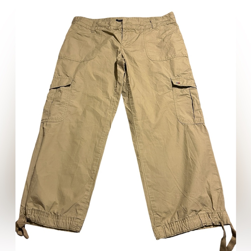 Tommy Hilfiger Women's  Cargo Paints Size 8